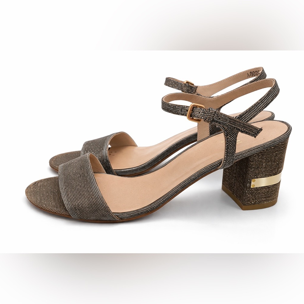 Stuart Weitzman Glittering Sandals with gold band. Like new 8 1/2